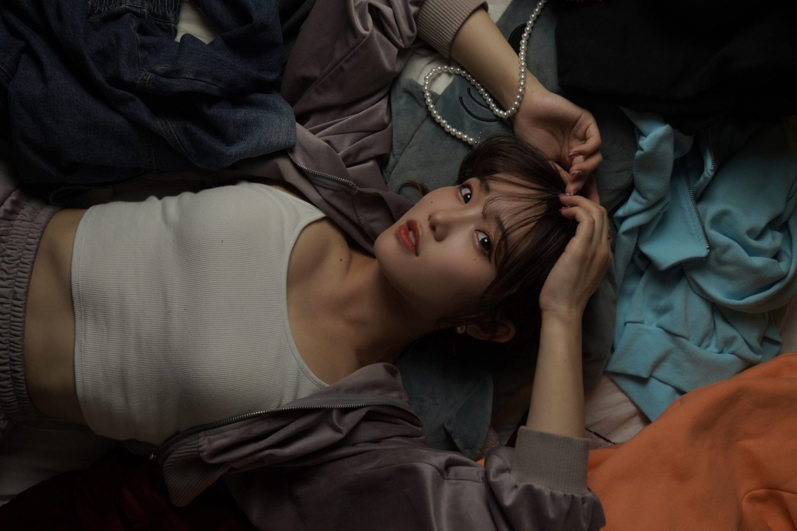 Eevee（ex.瀧澤彩夏）が新境地を示す リアルな葛藤と希望を綴った新曲「Still Here」MV公開、初のワンマンライブ開催へ