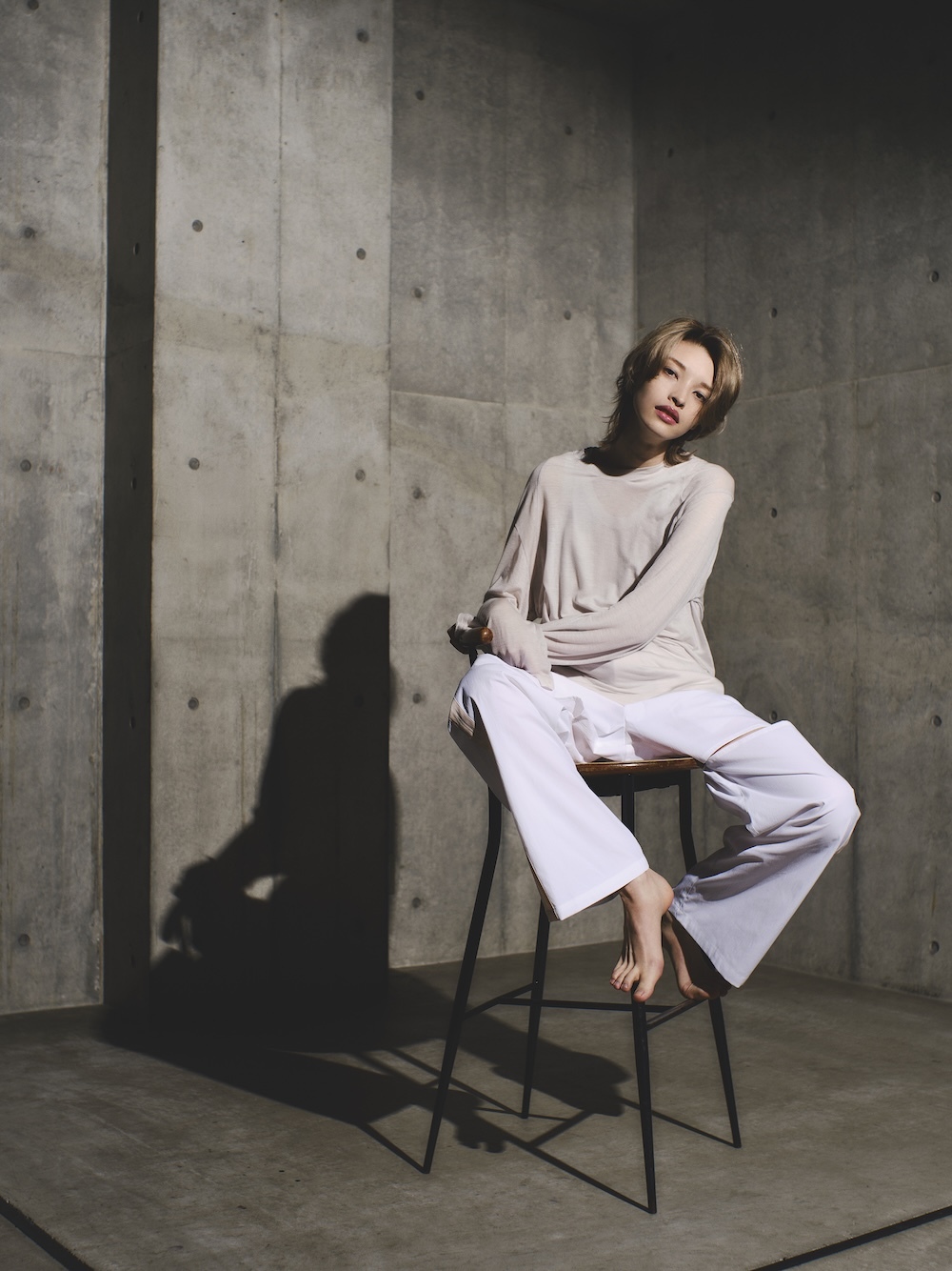 ROU clover、“毒”がテーマの配信EP『POISON』のリリースが決定