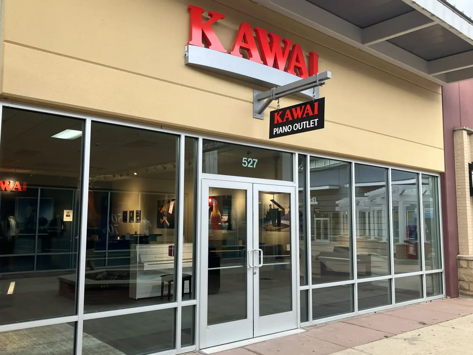 河合楽器、米セントルイスに直営店「Kawai St.Louis」オープン